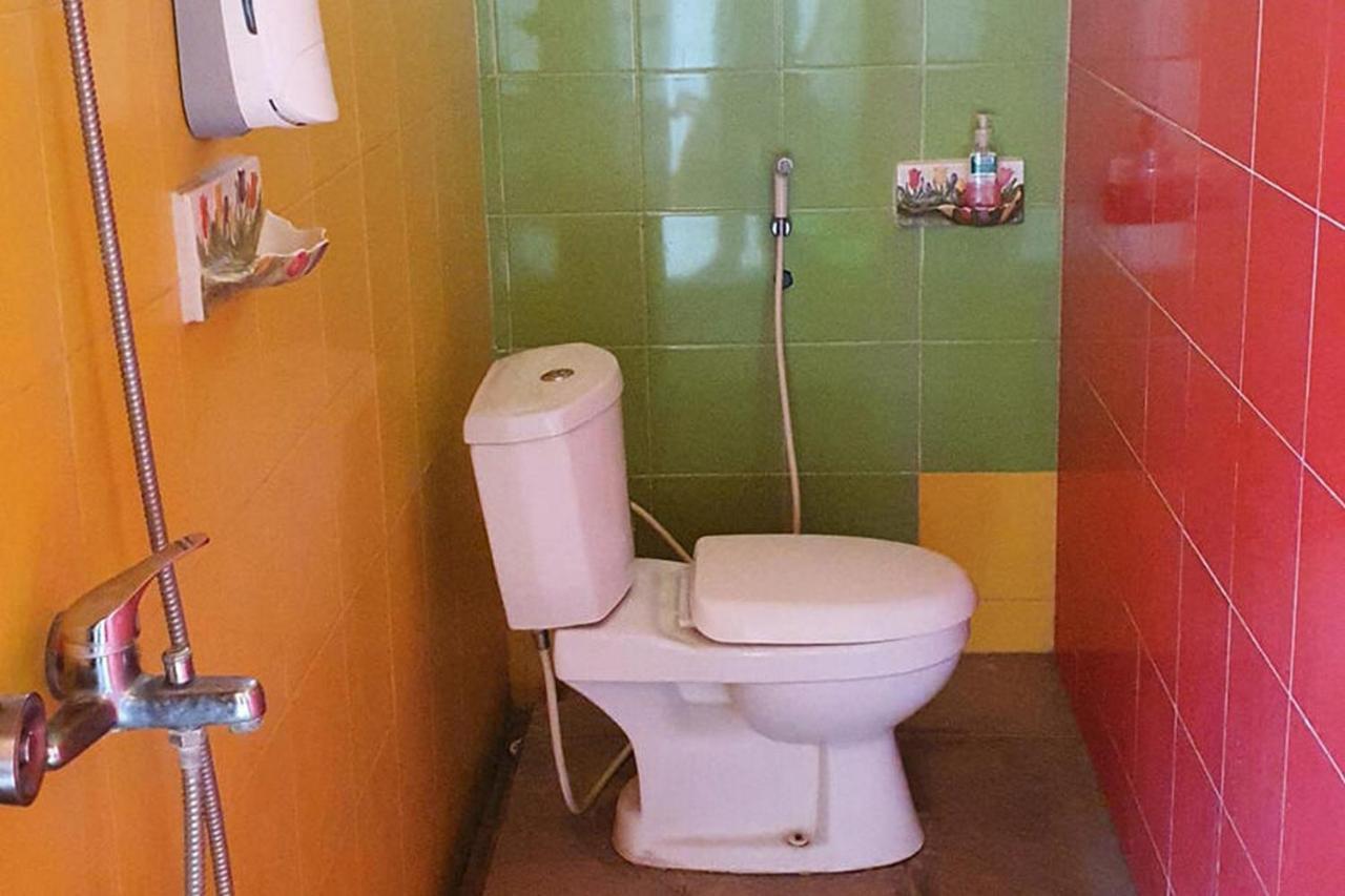 Homestay Gayatri Sawojajar Near Univ Negeri Malang Kampus 2 Mitra Reddoorz Eksteriør billede